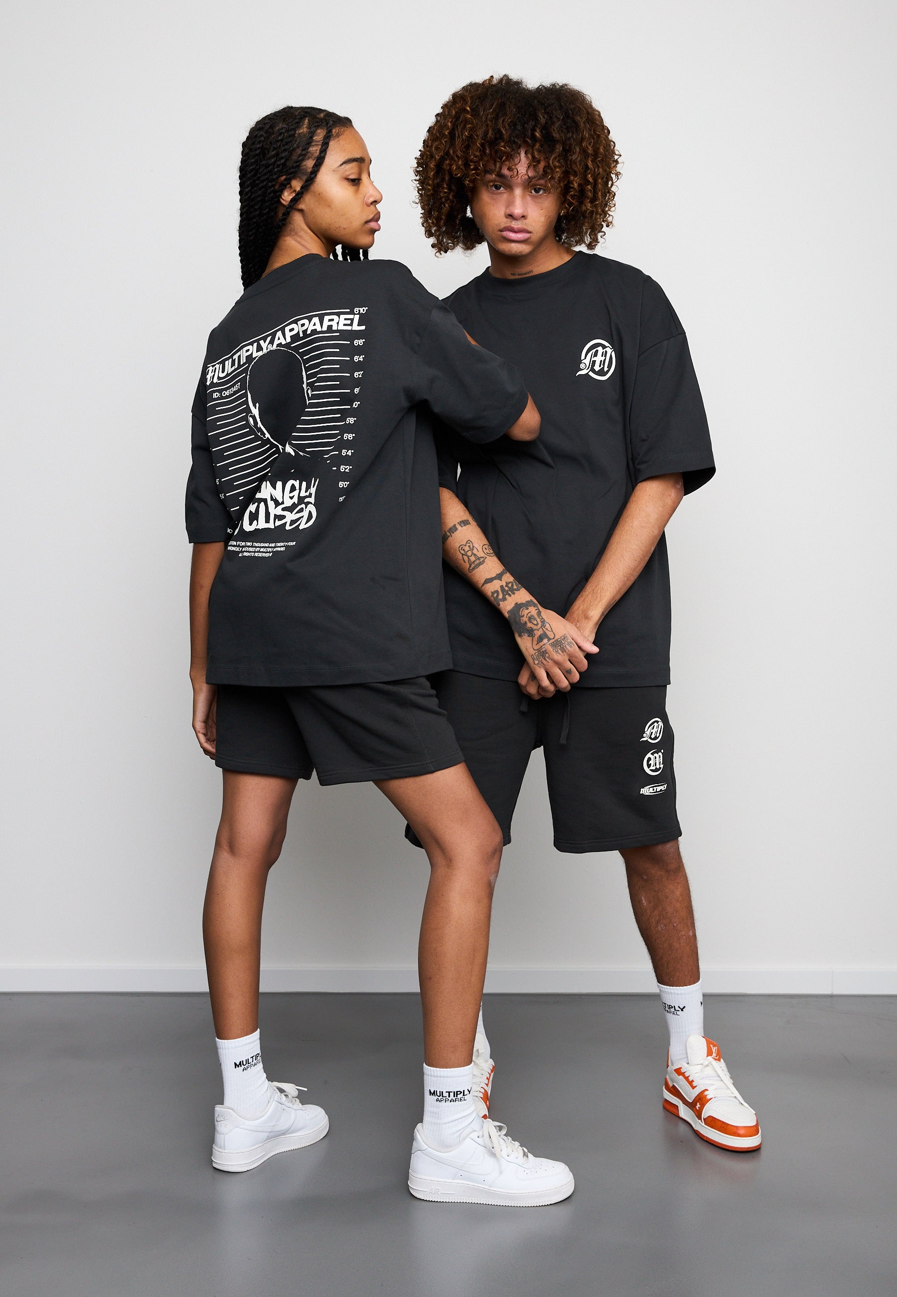 Oversized T-shirt CALUMNY Black Soda Washed